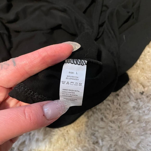 Silver Icing open back tank - Picture 2 of 3